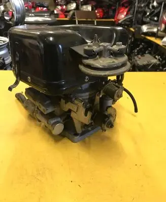 Ford Maverick Throttle valve