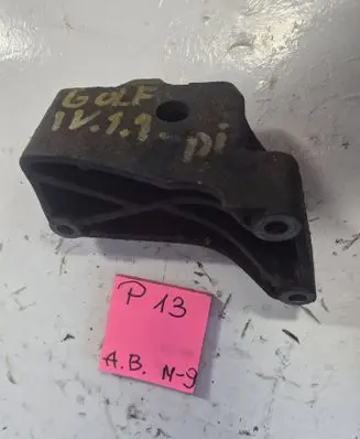 Volkswagen Golf IV Engine mounting bracket 235656