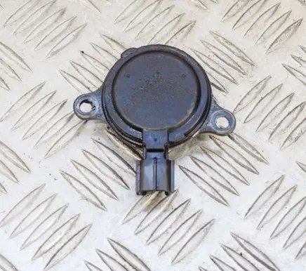 Toyota C-HR I Other engine bay part