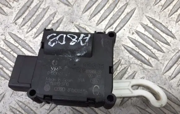 Audi A8 S8 D3 4E A/C air flow flap actuator/motor 4F0920511B