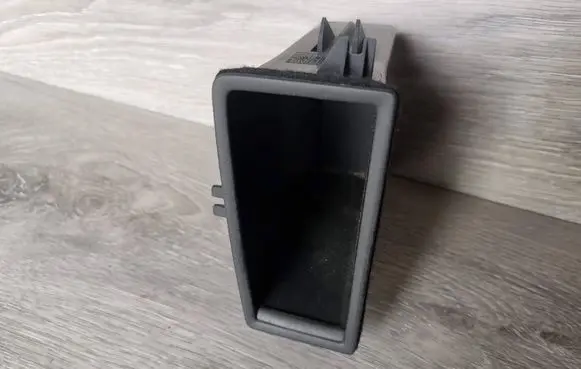 Volvo V70 Dashboard storage box/compartment 30722445 3865