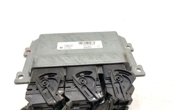 Dacia Duster II Engine control unit/module ECU 237105698R