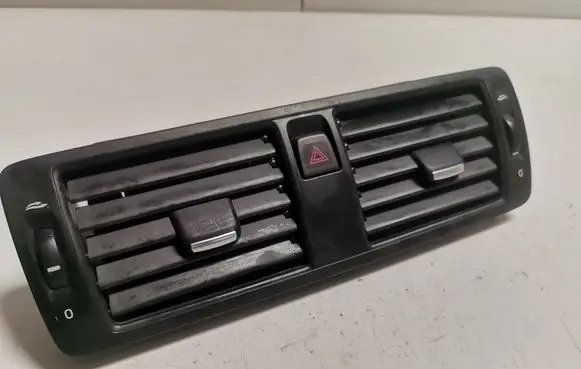 Volvo S40 Dash center air vent grill 30739296
