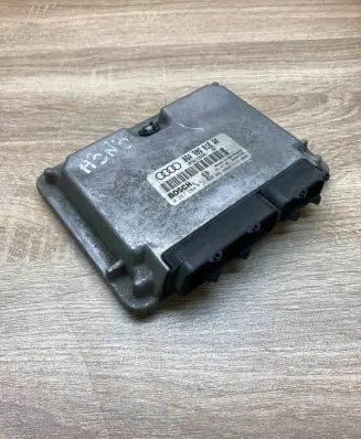 Audi A3 S3 8L Engine control unit/module ECU 06A906018AK 0261204675