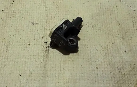 Dodge Durango Airbag deployment crash/impact sensor 56054212AA