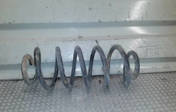 Toyota Verso Rear coil spring