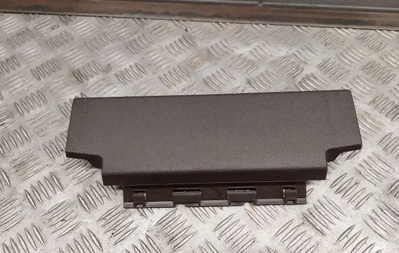 Audi Q7 4M Seat trim 4M0883607A