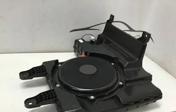 Dodge RAM Subwoofer speaker 68315544AA