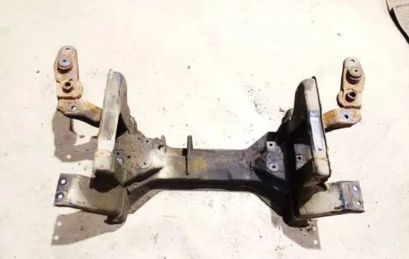 Volkswagen Transporter - Caravelle T4 Front subframe