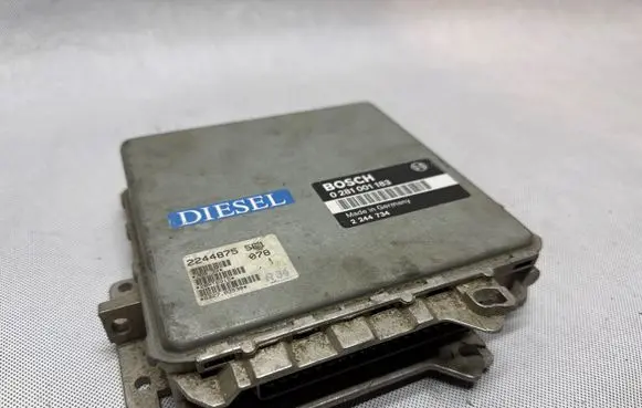 BMW 5 E34 Engine control unit/module 2244734 0281001183