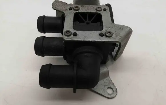 BMW 5 F10 F11 Electric auxiliary coolant/water pump 8512236