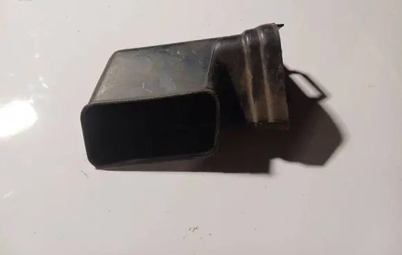 Hyundai Tiburon Air intake hose/pipe