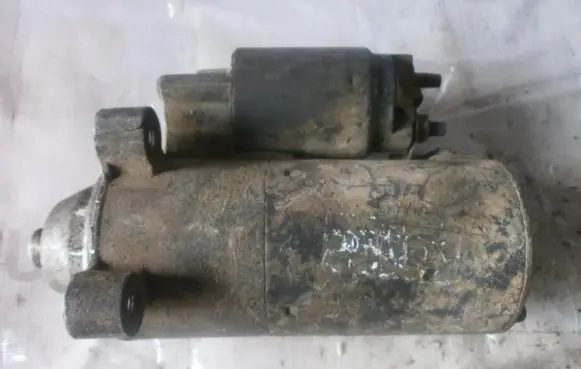 Ford Mondeo MK I Starter motor f8ru11131ea
