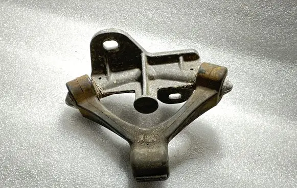 Audi A4 S4 B6 8E 8H Muffler mount bracket/holder 8E0253147 4B0253663F
