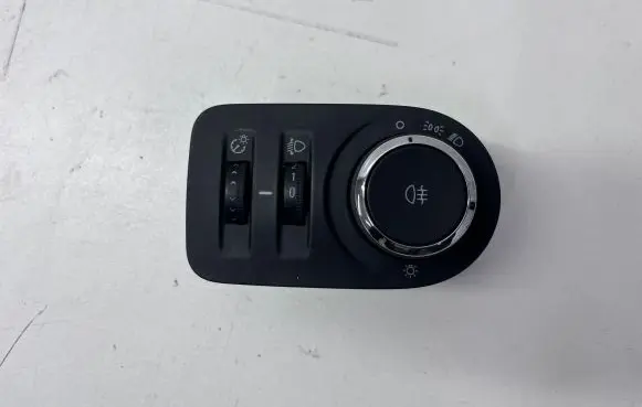 Opel Zafira C Light switch 13294818
