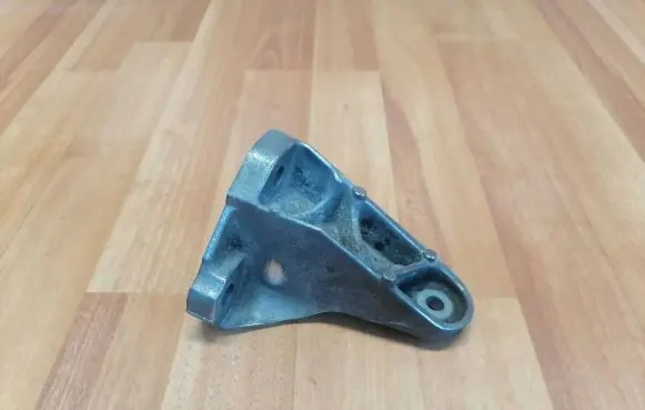 Jaguar XF X250 Engine mounting bracket 5R836061BA JDE4414 5R836061BB