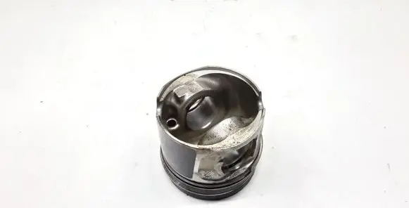 BMW 1 E81 E87 Piston 0840BB