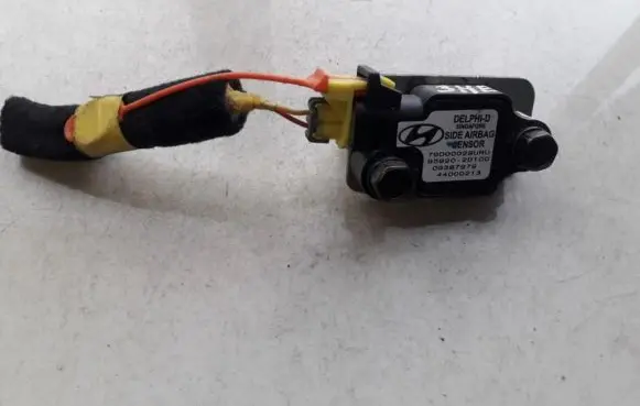 Hyundai Elantra Airbag deployment crash/impact sensor 959202d100 95920-2d100
