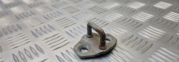 Land Rover Freelander Trunk lock loop 