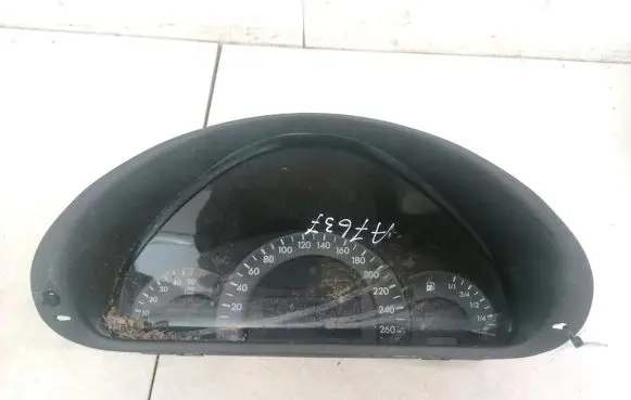 Mercedes-Benz C W203 Speedometer (instrument cluster) A2035401311 87001411