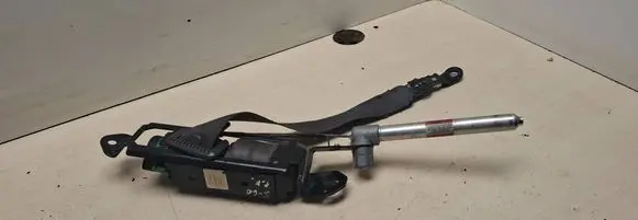 Volvo S60 Front seatbelt
