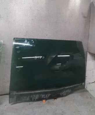Nissan Terrano Rear door window glass