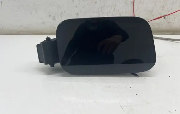 Audi Q3 F3 Fuel tank cap 8W0010508M 8S0862153