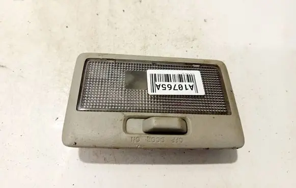 Suzuki Swift I Rear seat light