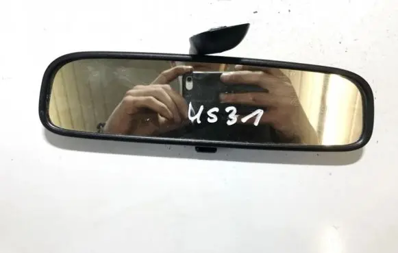 Rear view mirror (interior)