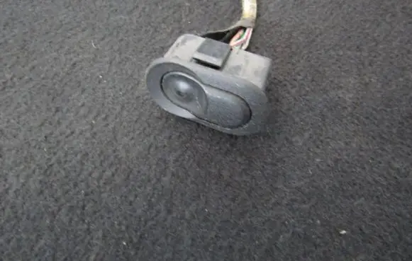 Opel Omega B1 Electric window control switch 