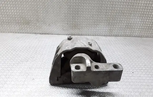 Skoda Octavia Mk1 (1U) Engine mount bracket 1J0199262BF