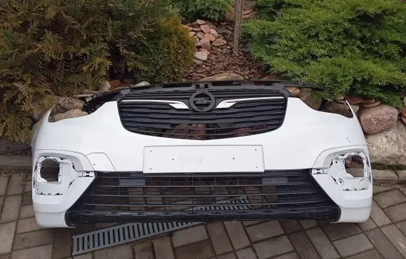 Opel Combo E Front bumper