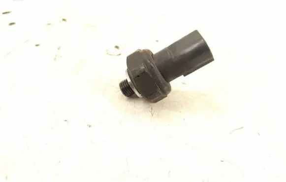 Mercedes-Benz R W251 Air conditioning (A/C) pressure sensor 0045429018 2205420118