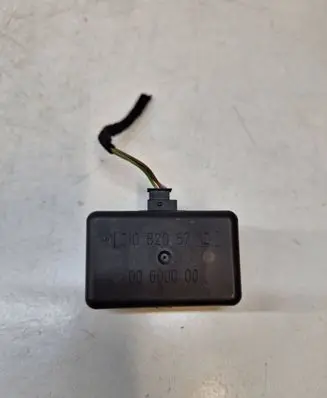 Mercedes-Benz S W220 Rain sensor 2108205710 00600000