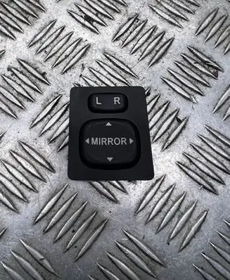 Toyota Avensis Verso Wing mirror switch 769746B 183574