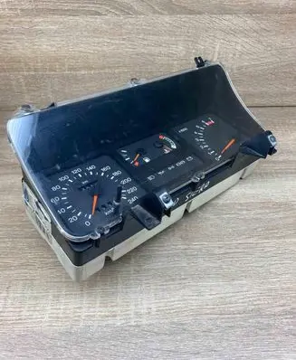 Ford Sierra Speedometer (instrument cluster) 87BB10841CA