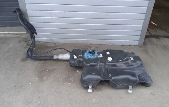 Citroen Jumpy Fuel tank 9819327580 1674218480