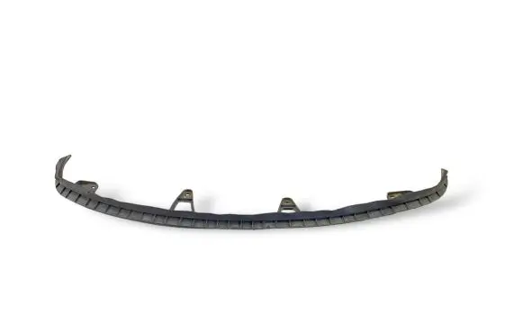 Front bumper lip