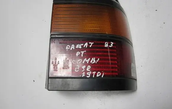 Volkswagen PASSAT B3 Rear/tail lights