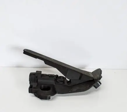 Skoda Octavia Mk2 (1Z) Accelerator throttle pedal 1K2721503M