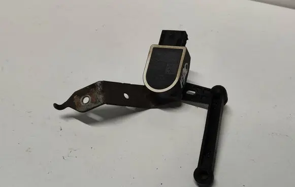 BMW 1 F20 F21 Headlight/headlamp level sensor 6860843 25916010 37146860843