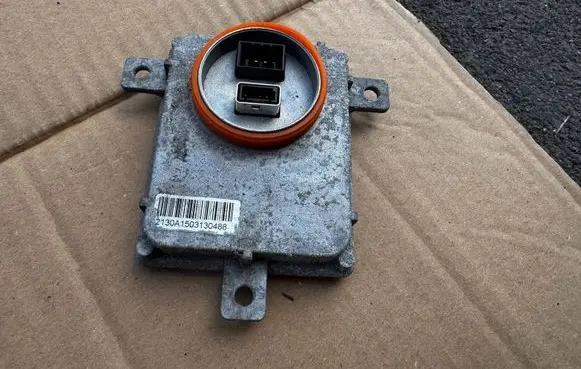 Skoda Octavia Mk3 (5E) Headlight ballast module Xenon 8K0941597B H06S0003 1036060024