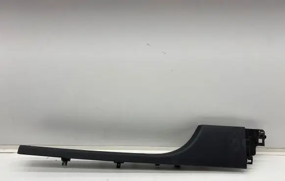 Renault Clio V Front sill trim cover 769517586R 304301B