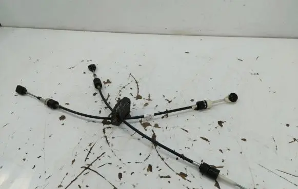 Gear shift cable linkage