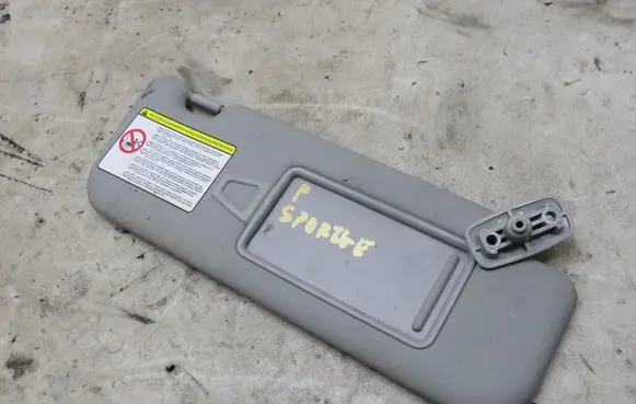 KIA Sportage Sun visor GMAUTO4574097