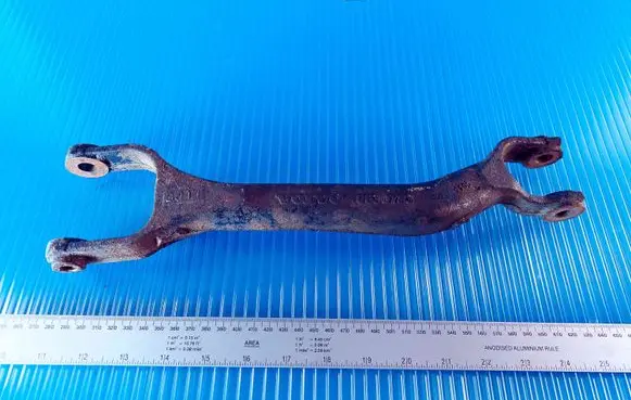 Volvo XC90 Rear upper control arm/wishbone 8630783