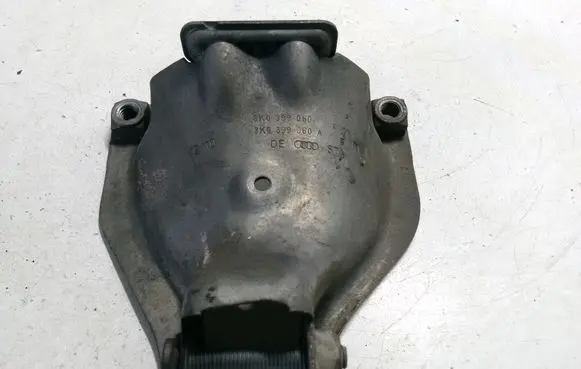 Audi A4 S4 B8 8K Engine mounting bracket 8K0399060 8K0399060A