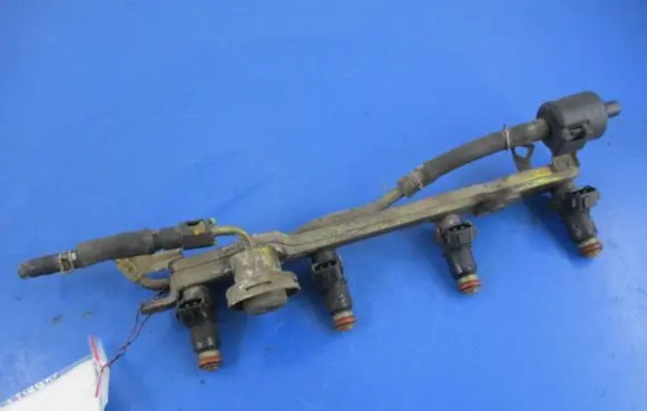 Honda Civic Fuel main line pipe