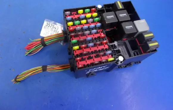Ford Fiesta Fuse box set 4S6T-14401-KEE