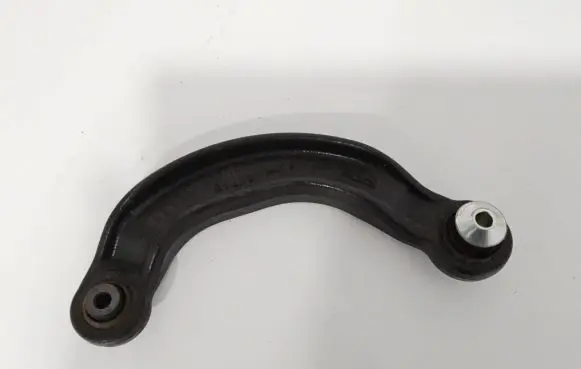 Rear control arm